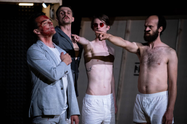 Divadlo_X10_Cekarna_Uspech_1_3_20230513BB-14-min